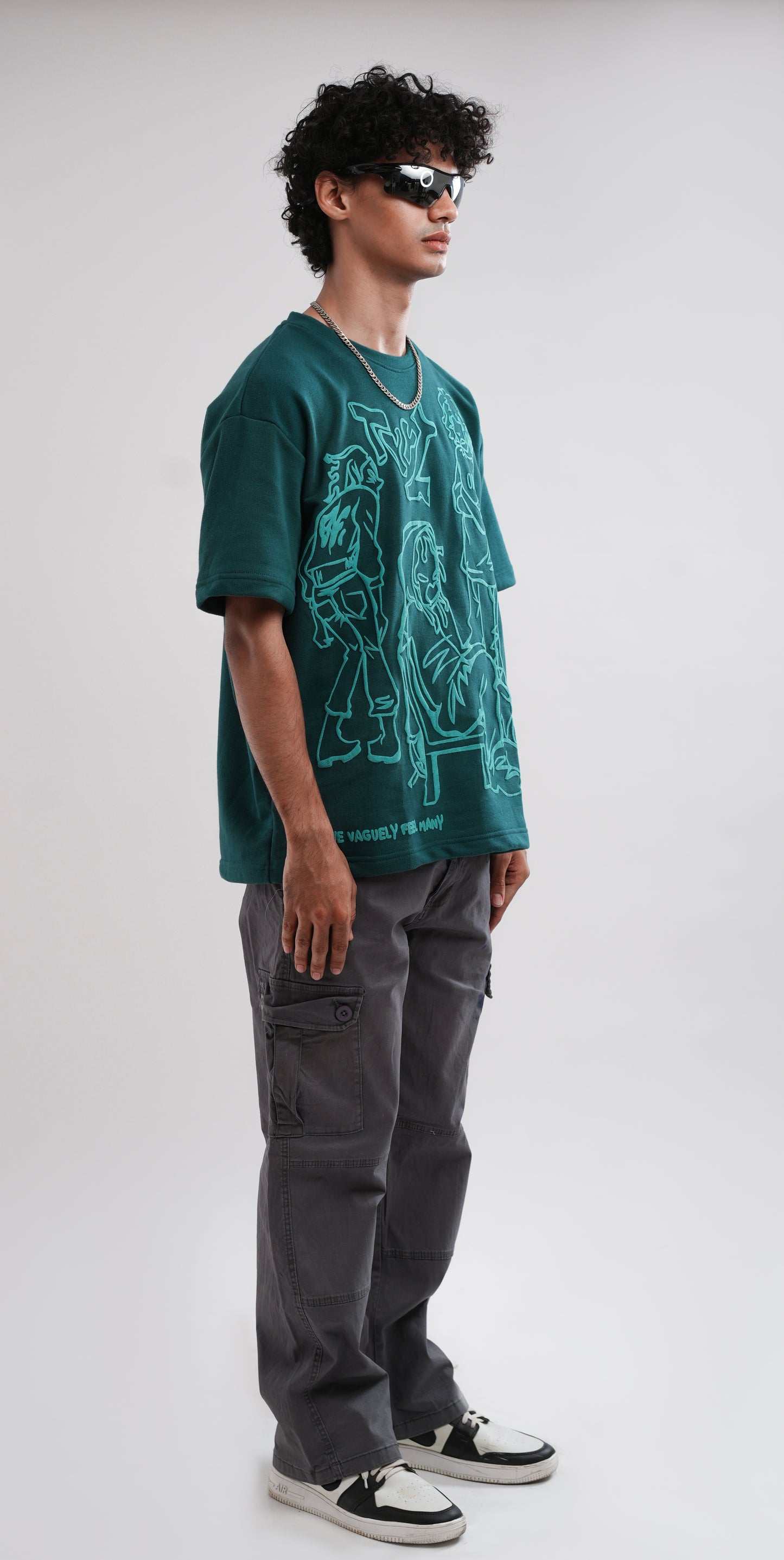 Vaguely feel Many-Green tshirt